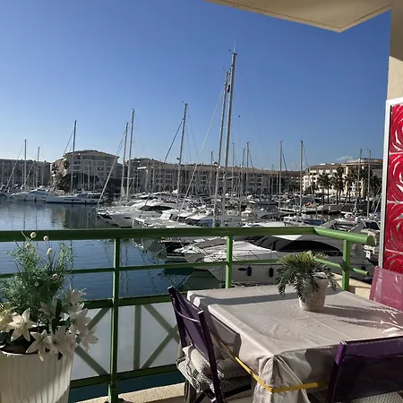 Sur Les Quais De Port Frejus, Magnifique T2, 4 Per *